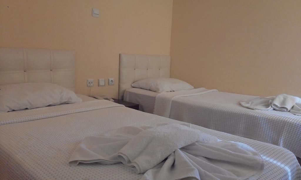 Mor Kusadası