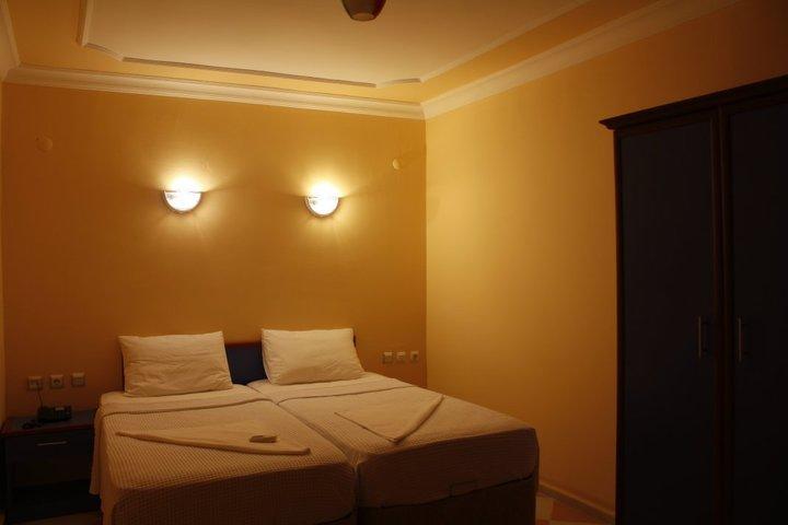 Mor Hotel 3*